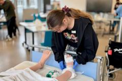 Gesundheitsberufe_Koeniz-4